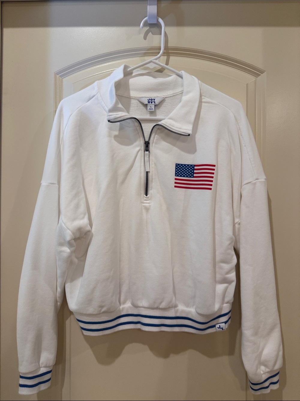 JoyLab White Quarter-Zip Sweatshirt with American Flag and Blue Trim